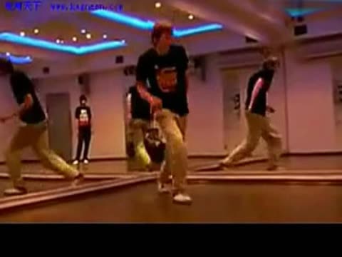 求鬼步舞教学老师高人指点下